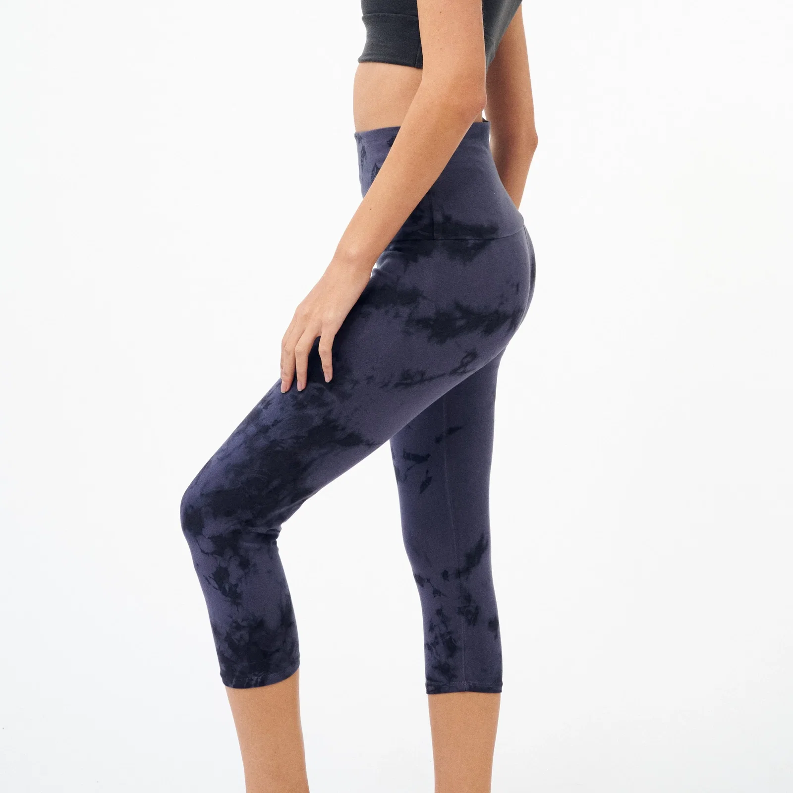 Image of High-Waist Capri Legging 17"