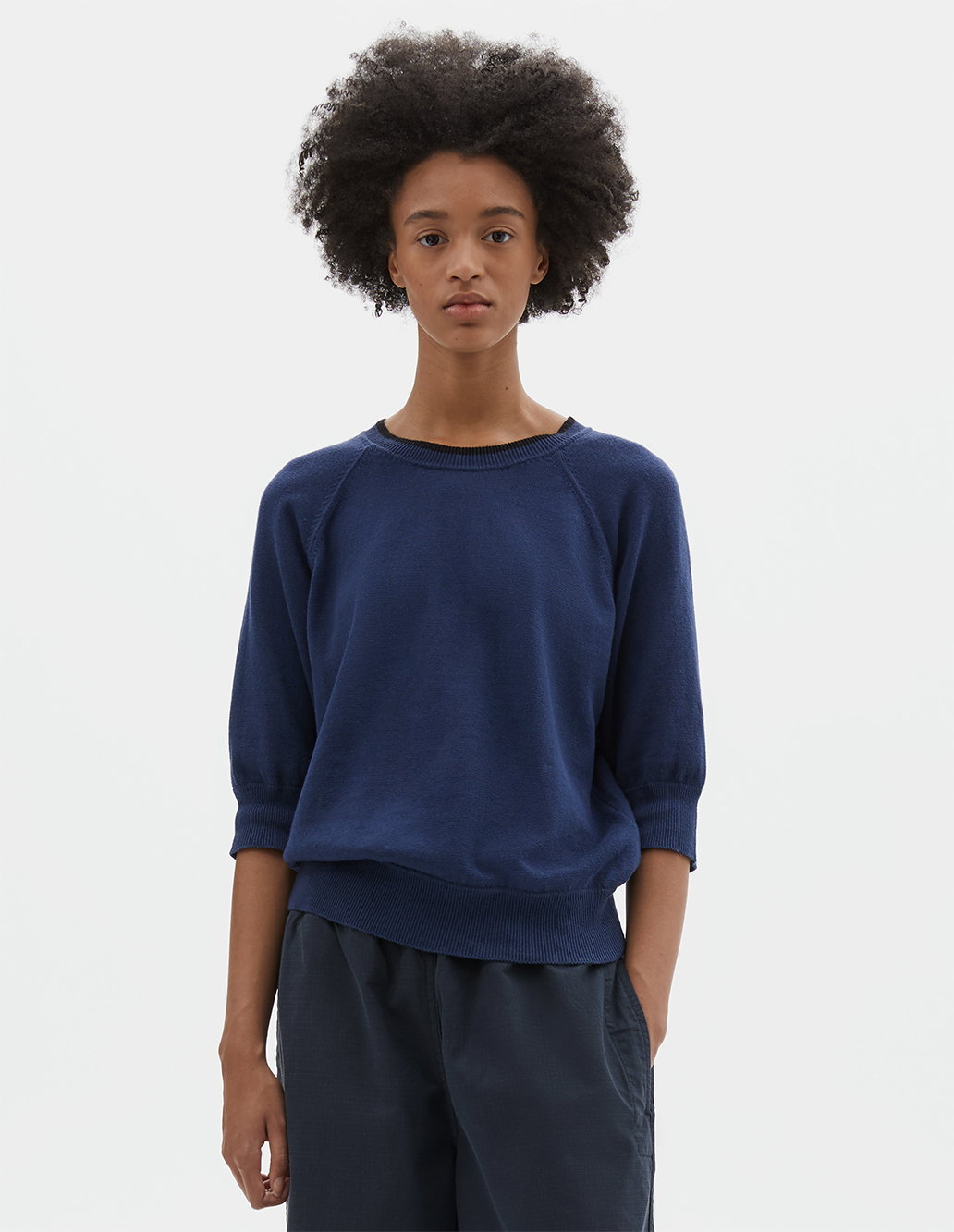 Blue crew neck t-shirt.