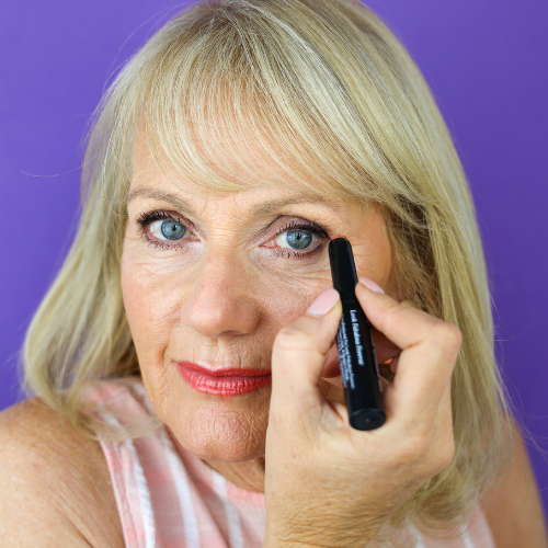 Apply and blend to the centre of your eyelids and inner corners of your eyes to add a pop of light