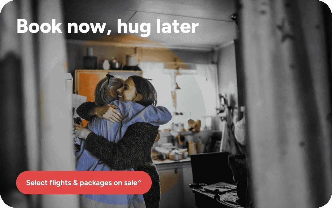 People hugging 