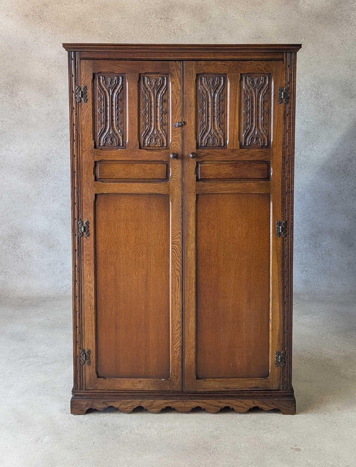 Wood Bros 'Old Charm' Oak Compact Gentleman's Fitted Wardrobe / Hall Robe