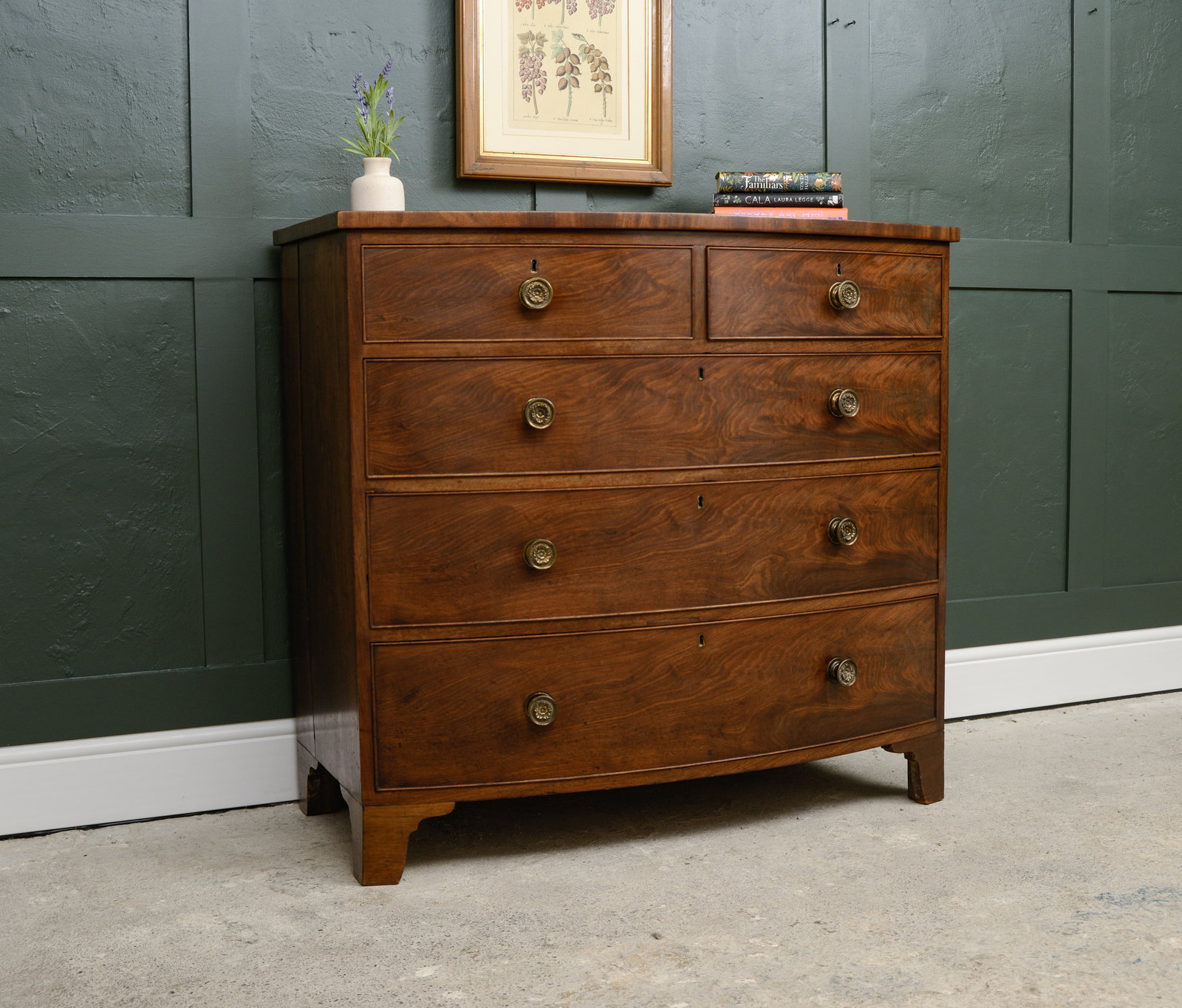 Georgian Mahogany Bow Fronted Chest Of Drawers   2 Over 3