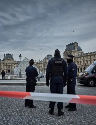 Louvre Heist's Mastermind Craved More, Allegedly—and Other Art World Matters