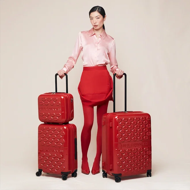 RED 3 PIECE TRAVEL SET