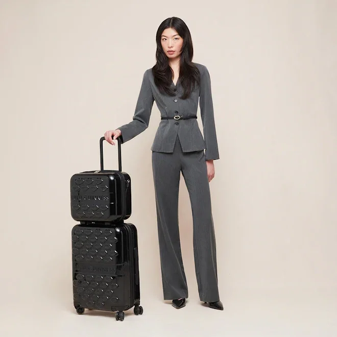BLACK 2 PIECE TRAVEL SET