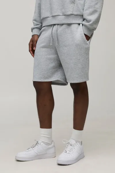 Essential Relaxed Fit Short