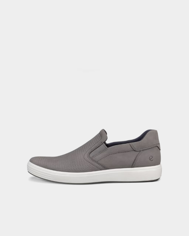ECCO Soft 7