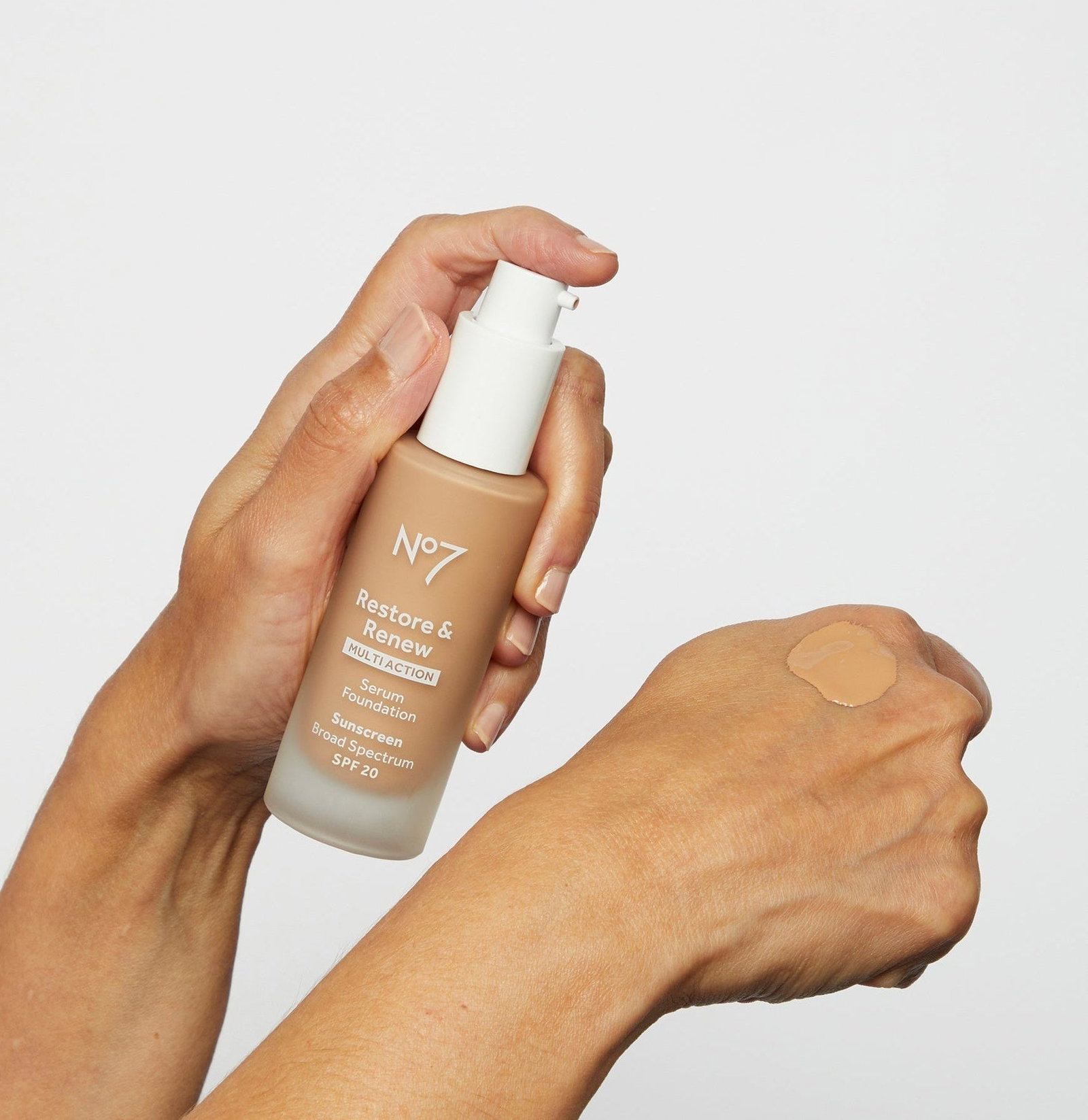 $10 lift & luminate foundation 