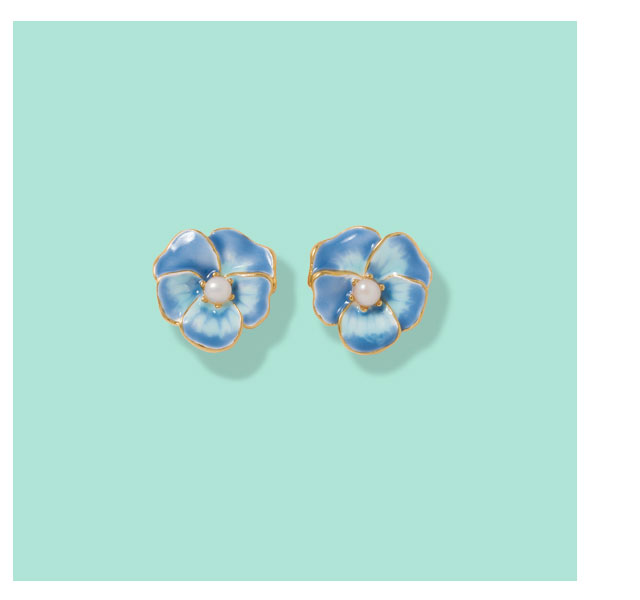Pansy Pearl Stud Earrings