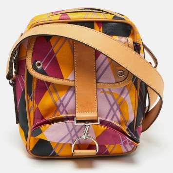 Multicolor Graphic Printed Fab