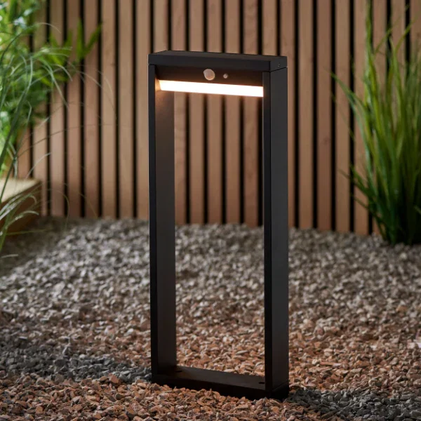 Image of Dannah Black Solar Post - Small