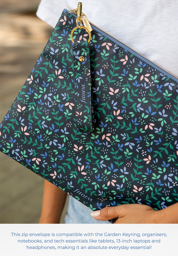 This zip envelope is compatible with the Garden Keyring, organisers, notebooks and tech essentials like tablets, 13-inch laptops and headphones, making it an absolute everyday essential. 