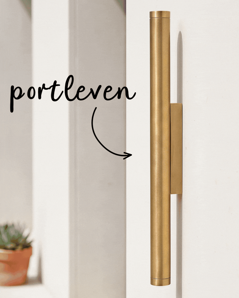 portleven ip65 wall light in aged brass