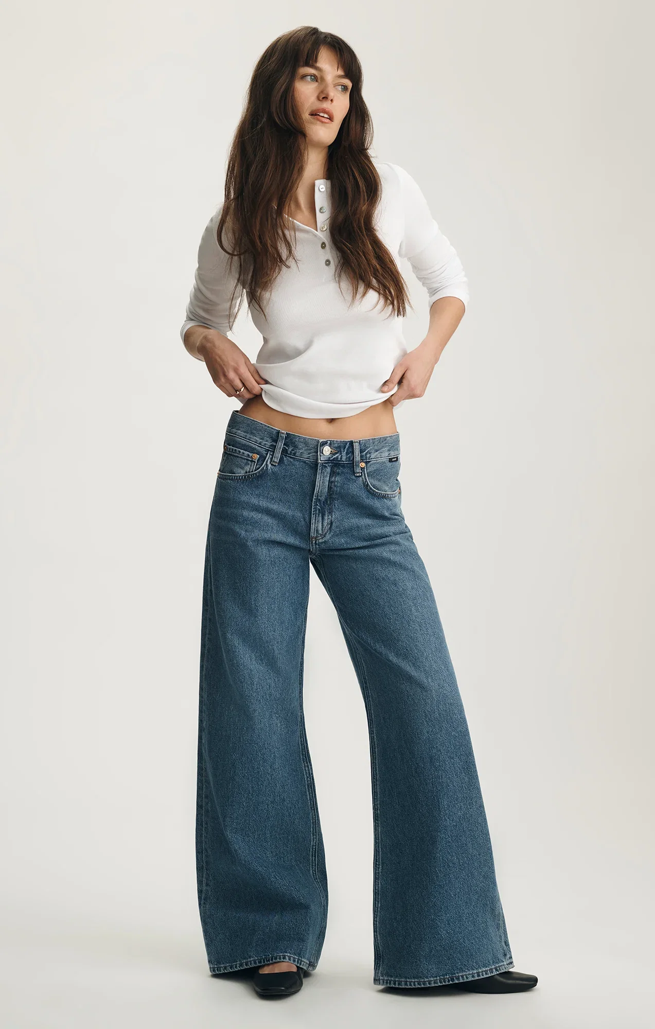 Image of SANDY WIDE LEG IN MID BRUSHED CLASSIC DENIM