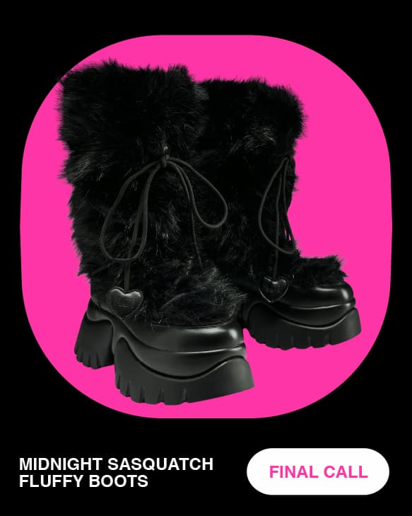 Midnight Sasquatch Fluffy Boots - Black