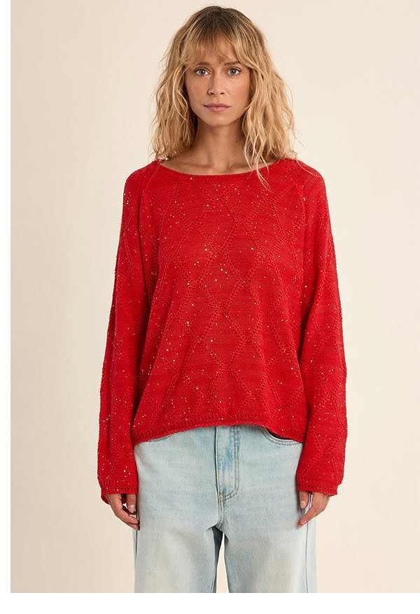 Pull en maille ajourée, parsemé de strass