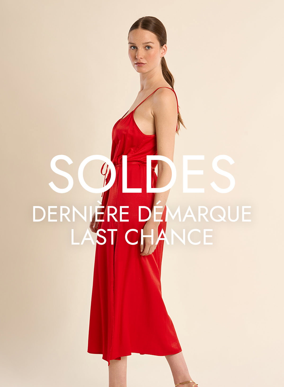 Robe longue à fines bretelles