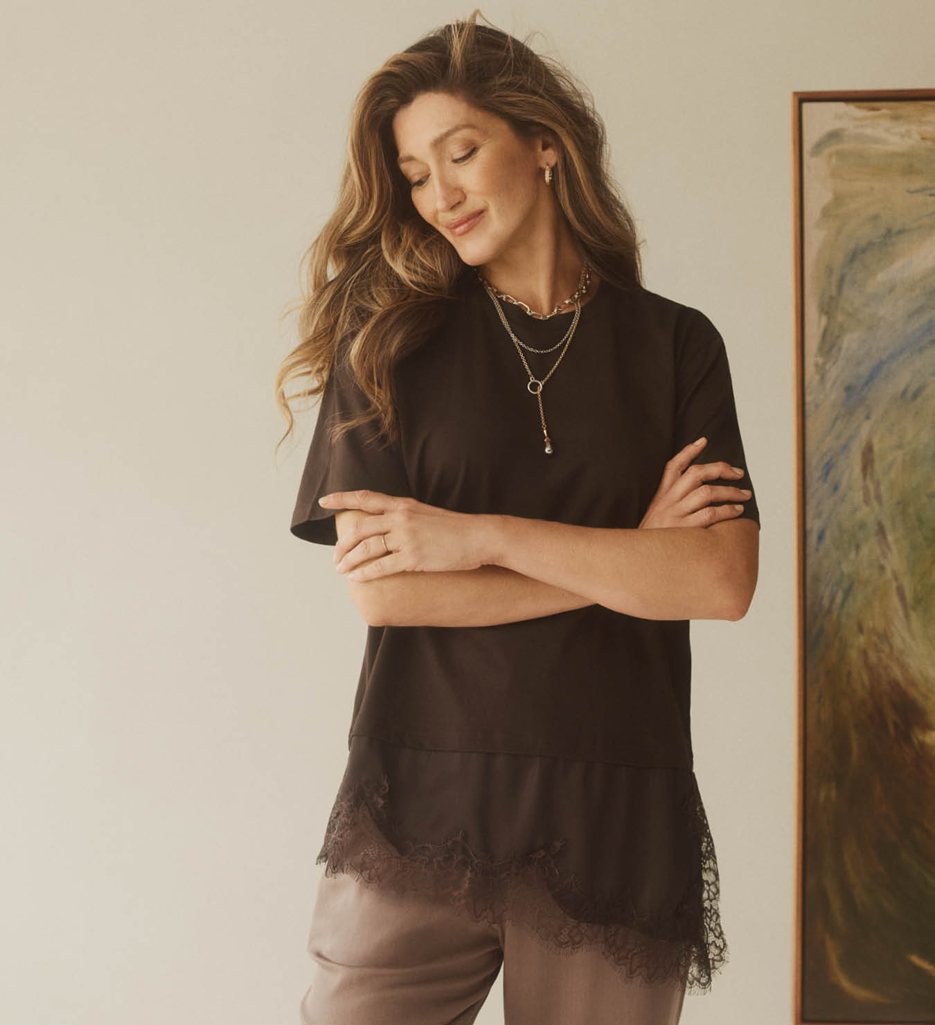 Short Sleeve Lace Hem Top - Chocolate