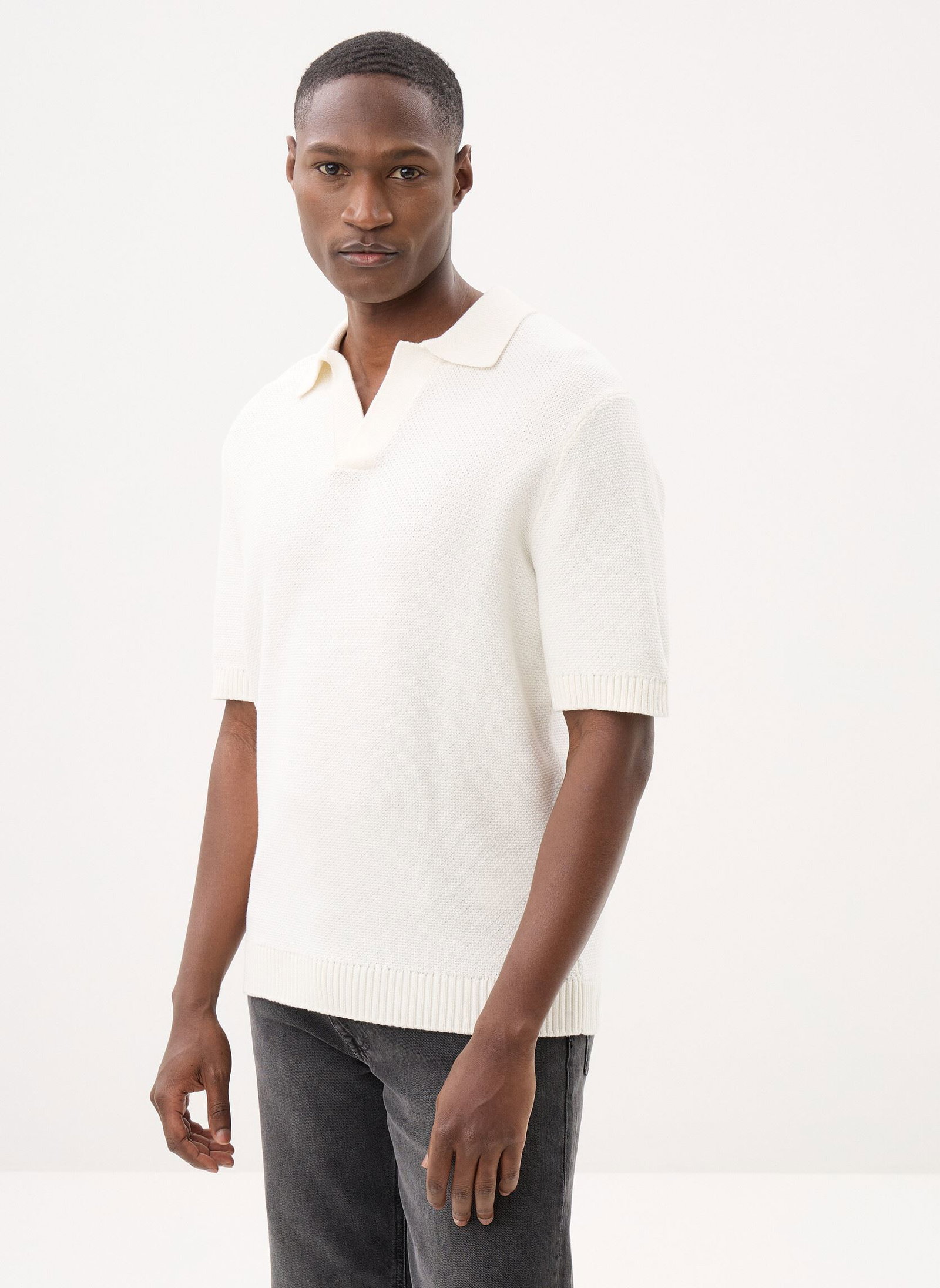 Polos
