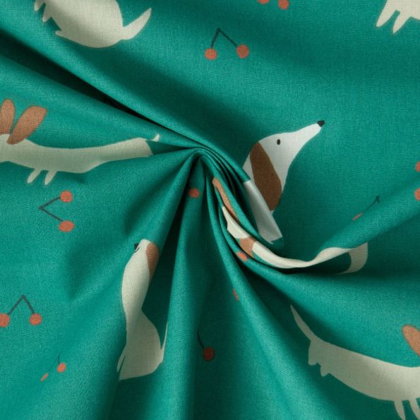 Tissu Coton imprimé Dowe chiens et cerises sur fond Vert foncé