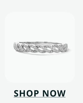 Overlapping silver cable style ring with engraved diamonds. Click here to shop now