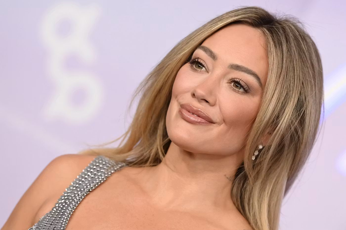 LAS VEGAS, NEVADA - MAY 25: EDITORIAL USE ONLY Hilary Duff attends the 52nd American Music Awards at MGM Grand Garden Arena on May 25, 2026 in Las Vegas, Nevada. (Photo by Axelle/Bauer-Griffin/FilmMagic)