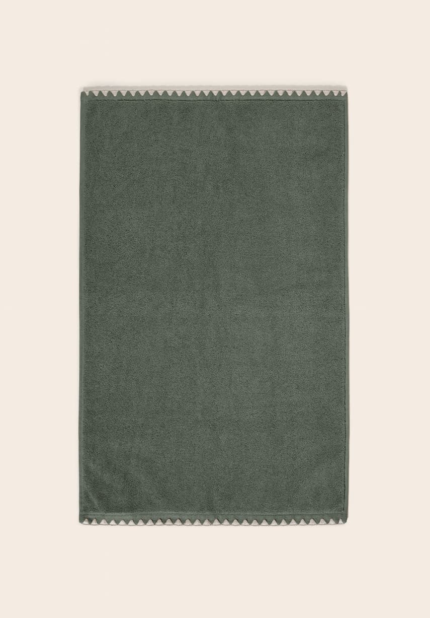 Le tapis de bain Neryda