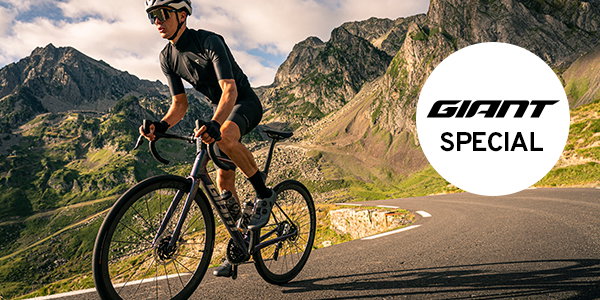 Radfahrer auf einem GIANT Bike