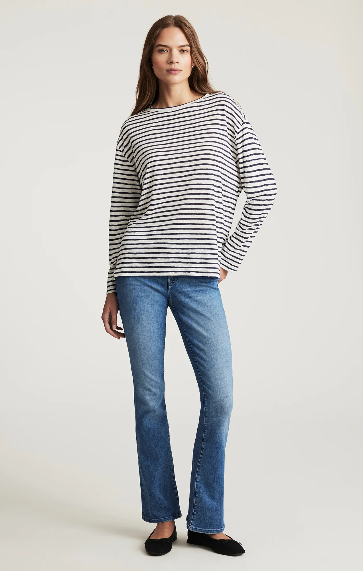 Image of MOLLY BOOTCUT IN MID BRUSHED FLEX BLUE