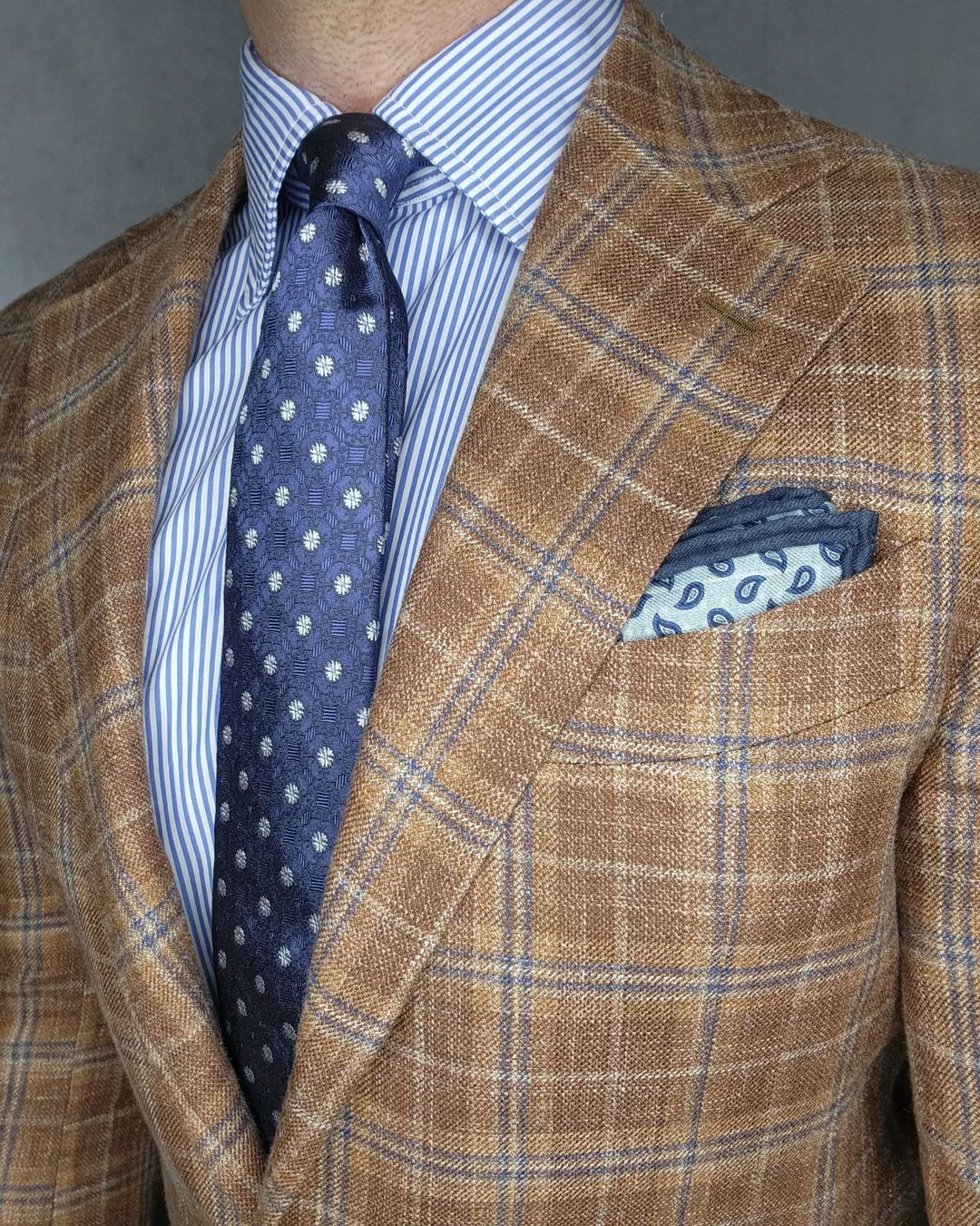 Bluish Grey Geometric Foulard Silk Tie