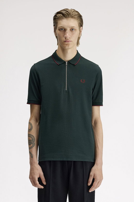Polos