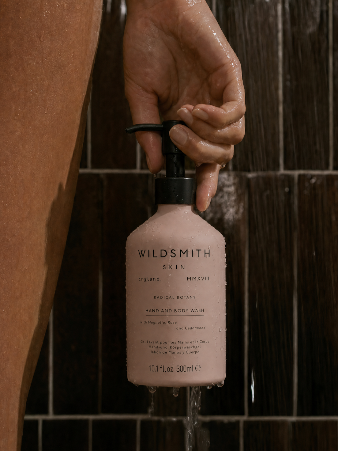 HAND AND BODY WASH WITH MAGNOLIA AND ROSE
