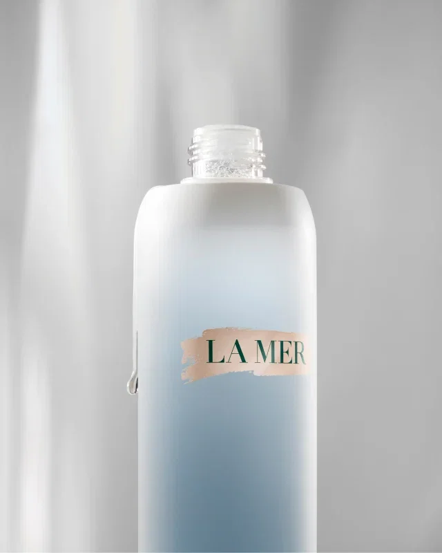 THE CLEANSING MICELLAR WATER