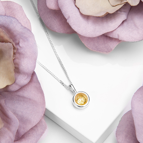 Round Charm Necklace in Silver and Citrine