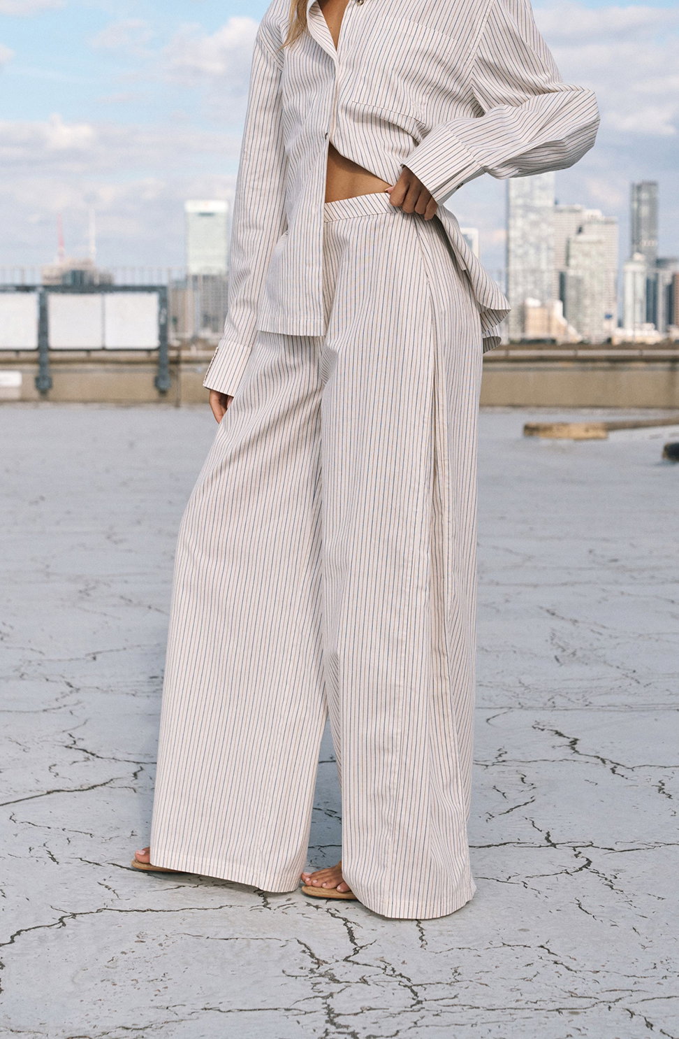 STRIPE WIDE LEG TROUSERS