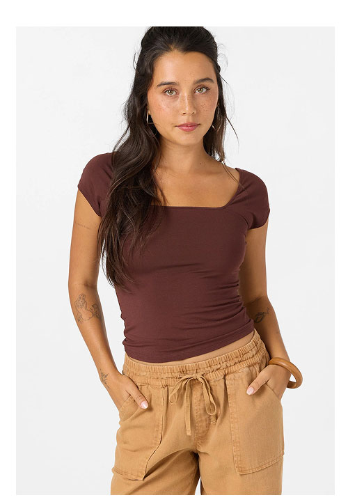 Alyssa Solid Top