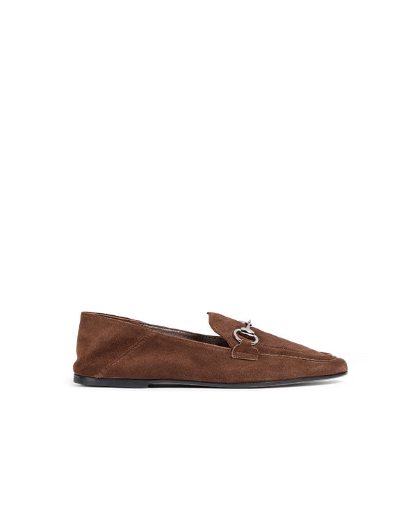 Shoe(s) Discover more on the Gucci website 