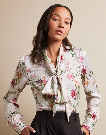 Cream & Pink Floral Pussybow Blouse