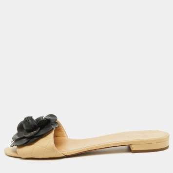 Beige Leather CC Camellia Flat