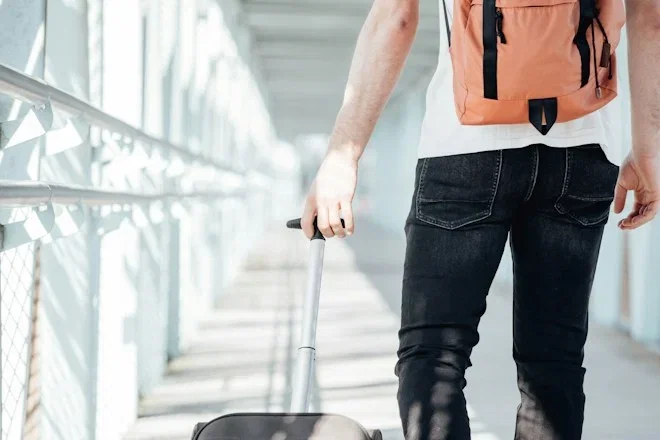Book fast-track and lounge today