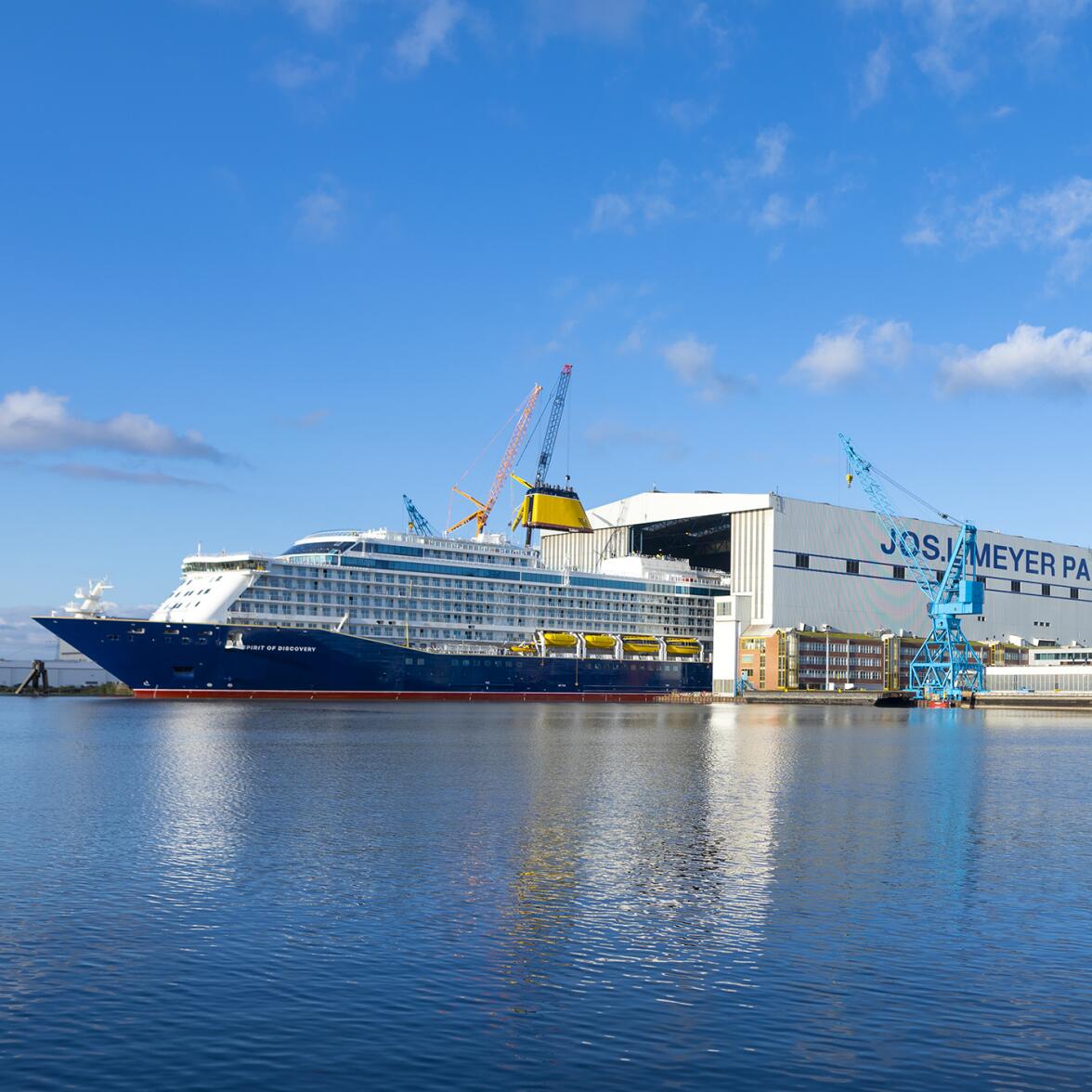 Meyer Werft Besichtigung + Übernachtung im Hotel Kedi Papenburg