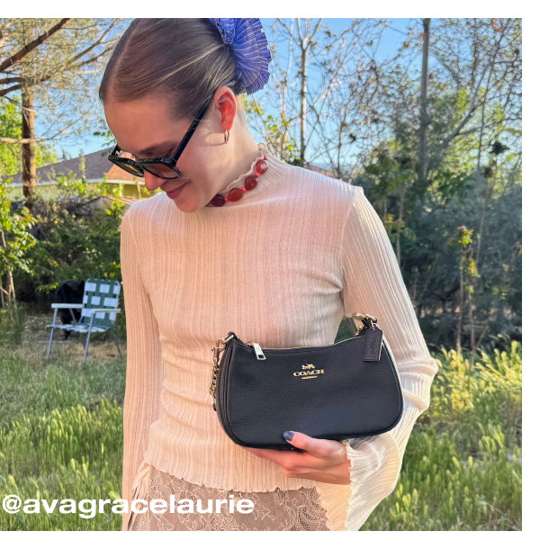 @avagracelaurie