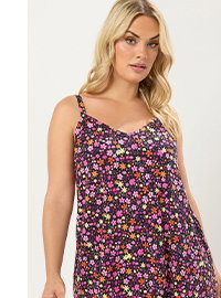 YOURS geripptes Swing-Top in Schwarz und Rosa mit Blumenmuster