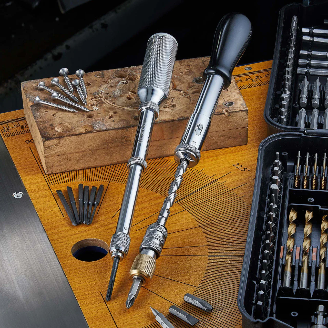 Image of Garrett Wade Push Drill & Yankee Screwdriver Set
