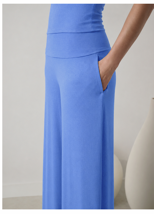 airy cotton women's short 