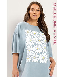 YOURS T-shirt droit bleu clair délavé à imprimé marguerites