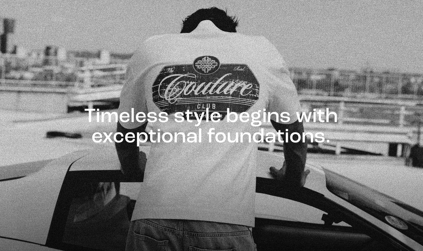 VINTAGE SCRIPT GRAPHIC T-SHIRT