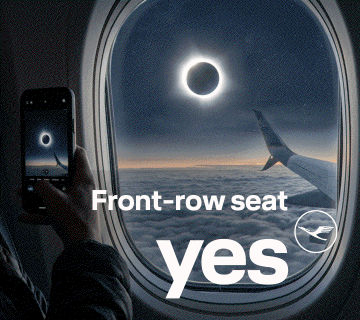 Total solar eclipse above the clouds – an unforgettable moment captured from the airplane window.