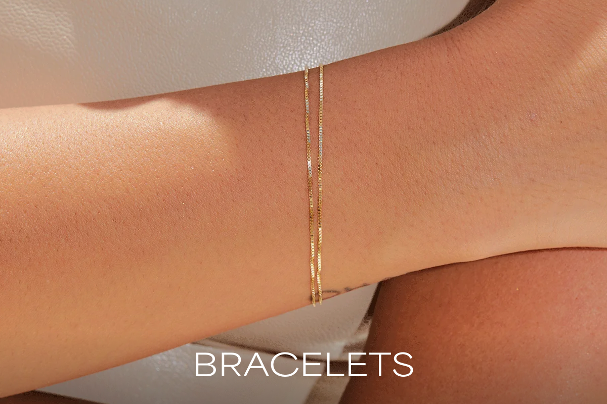 Bracelets 