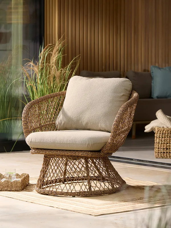 Savila Chair